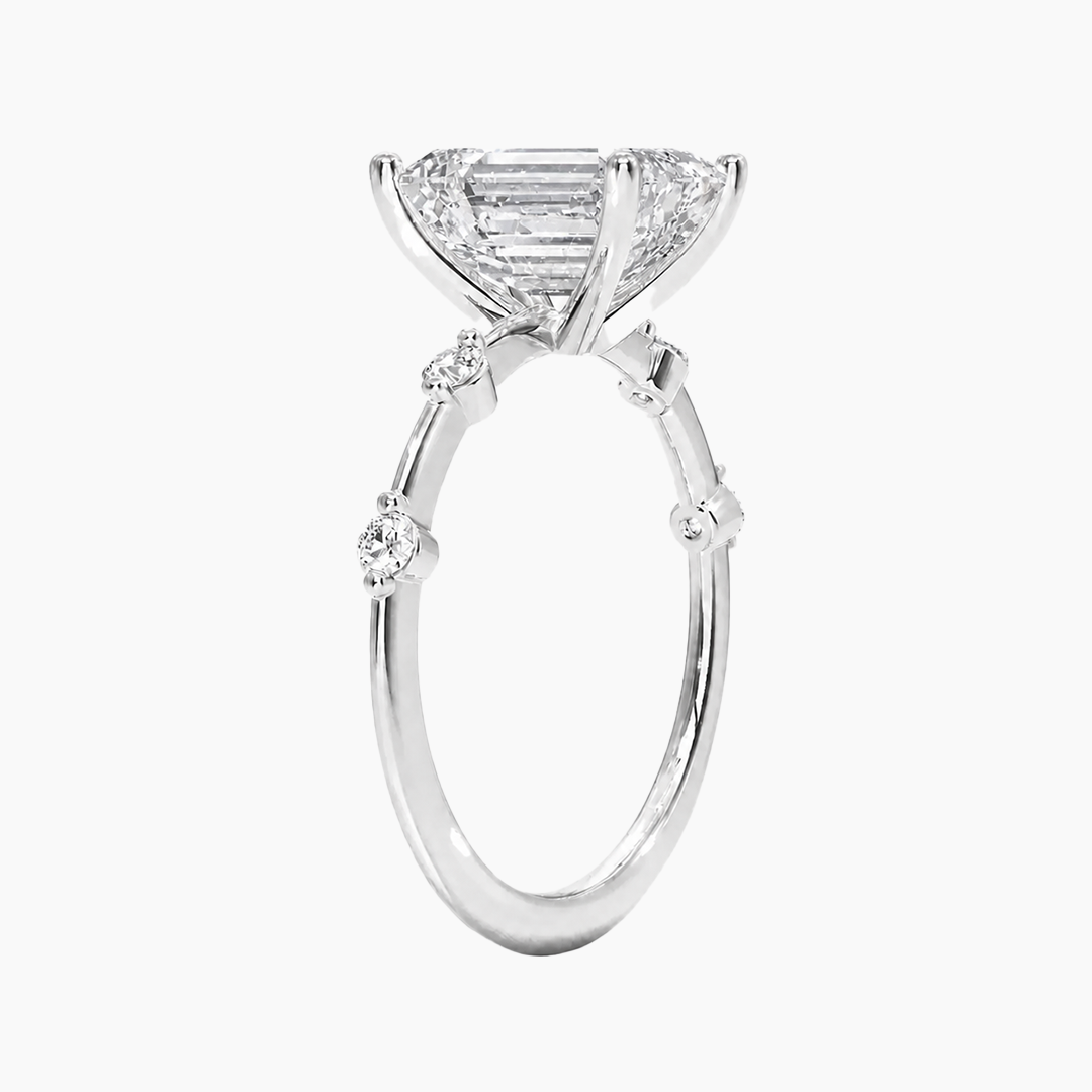 #18K White Gold