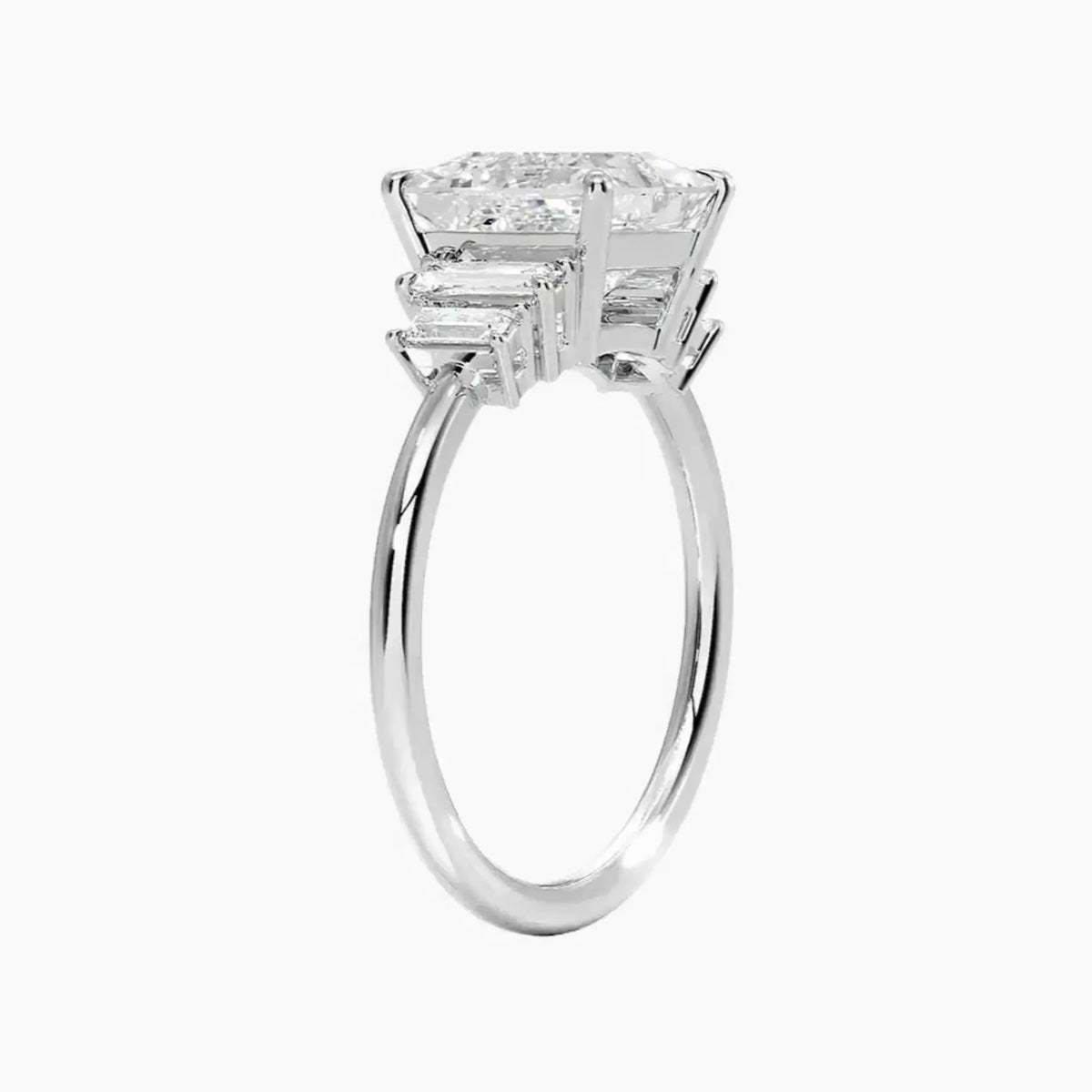 #18K White Gold