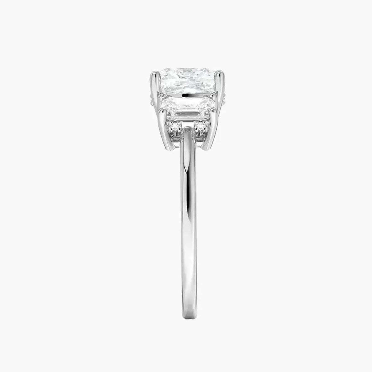#18K White Gold