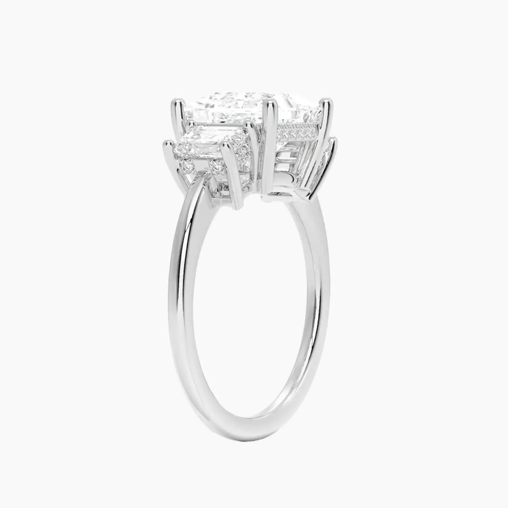 #18K White Gold