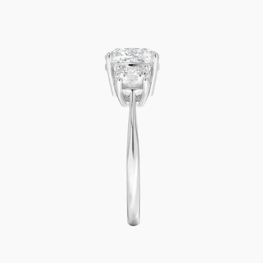 #18K White Gold