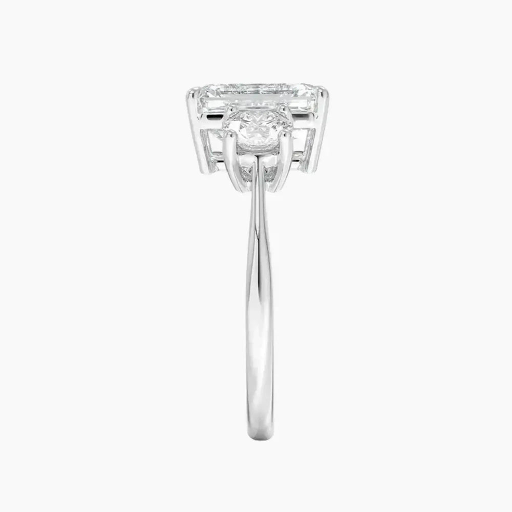 #18K White Gold
