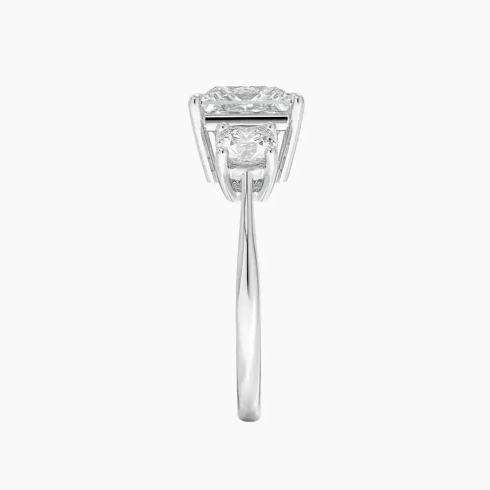 #18K White Gold