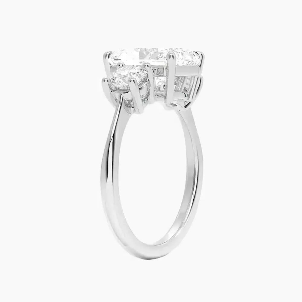 #18K White Gold