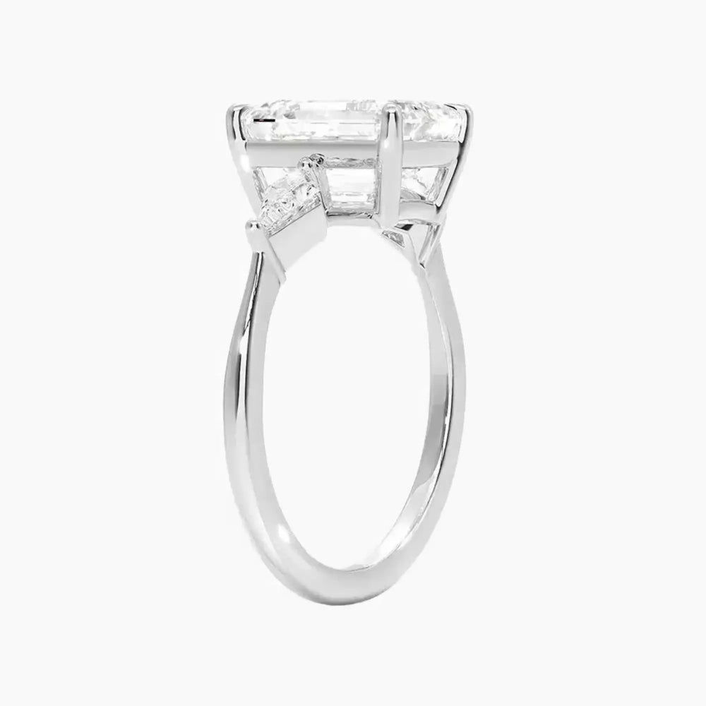 #18K White Gold