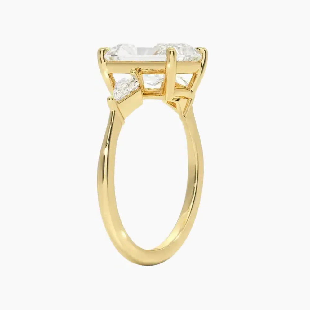 #18K Yellow Gold