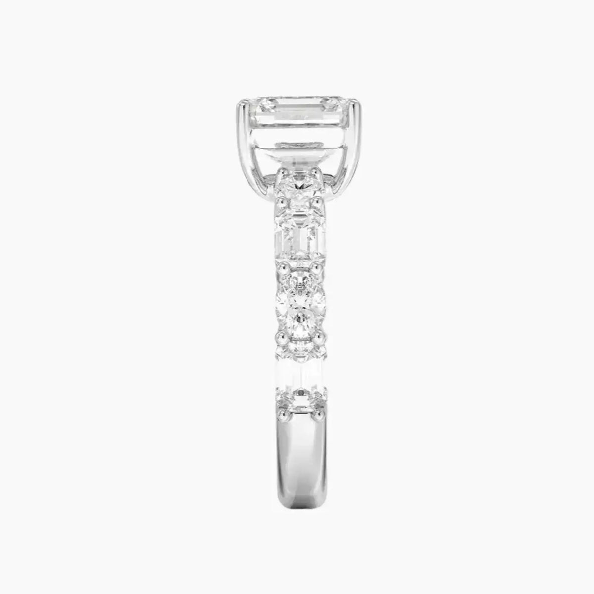 #18K White Gold