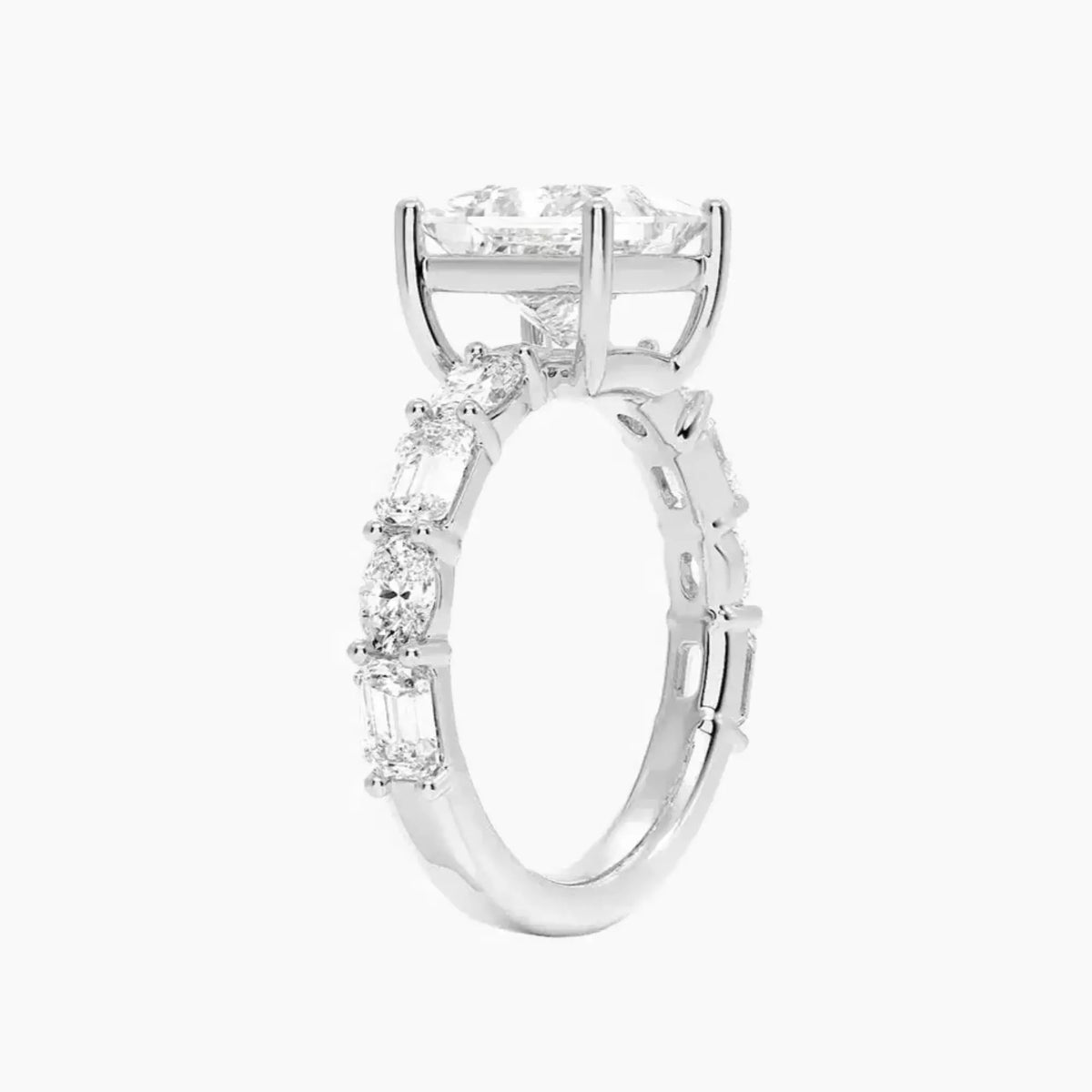 #18K White Gold