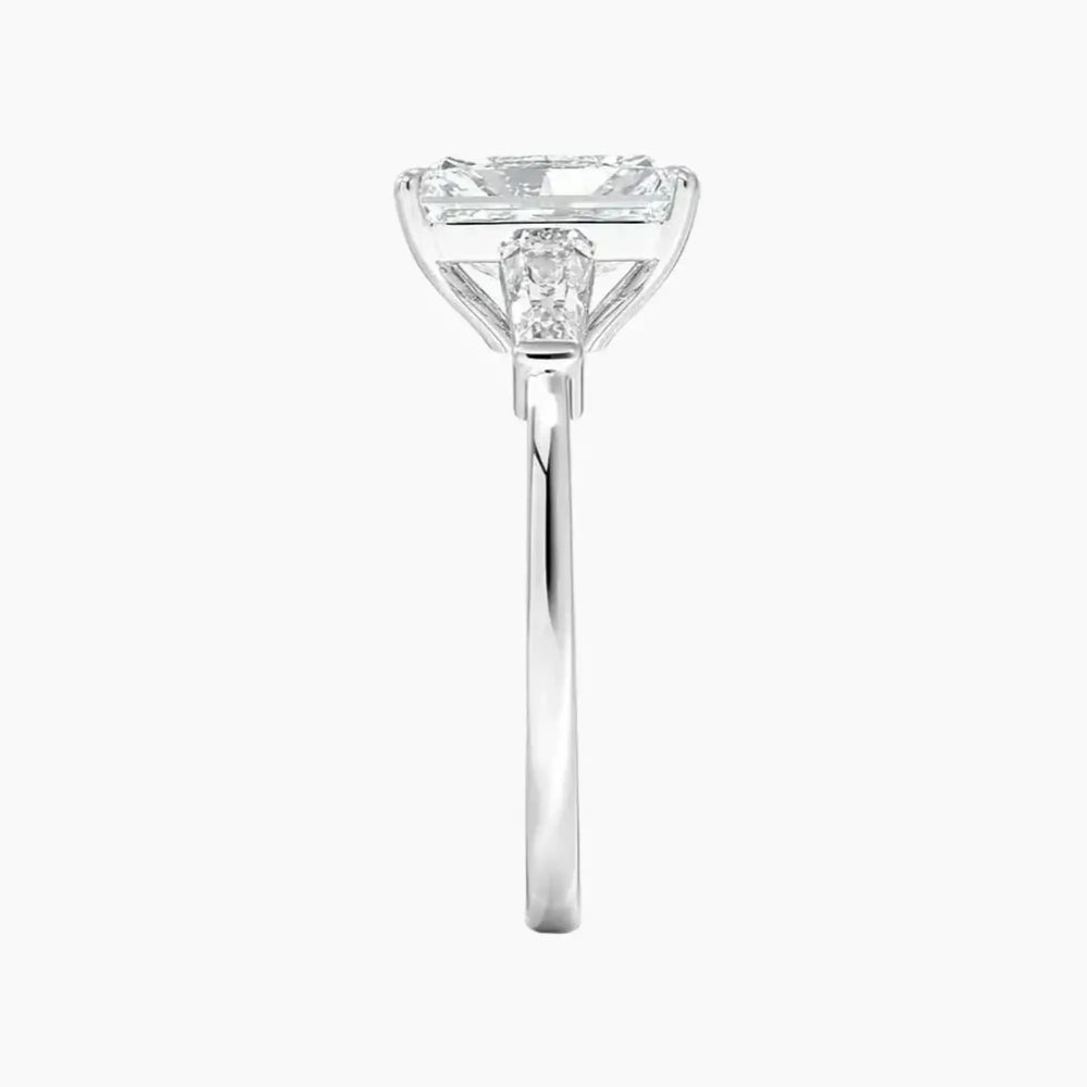 #18K White Gold