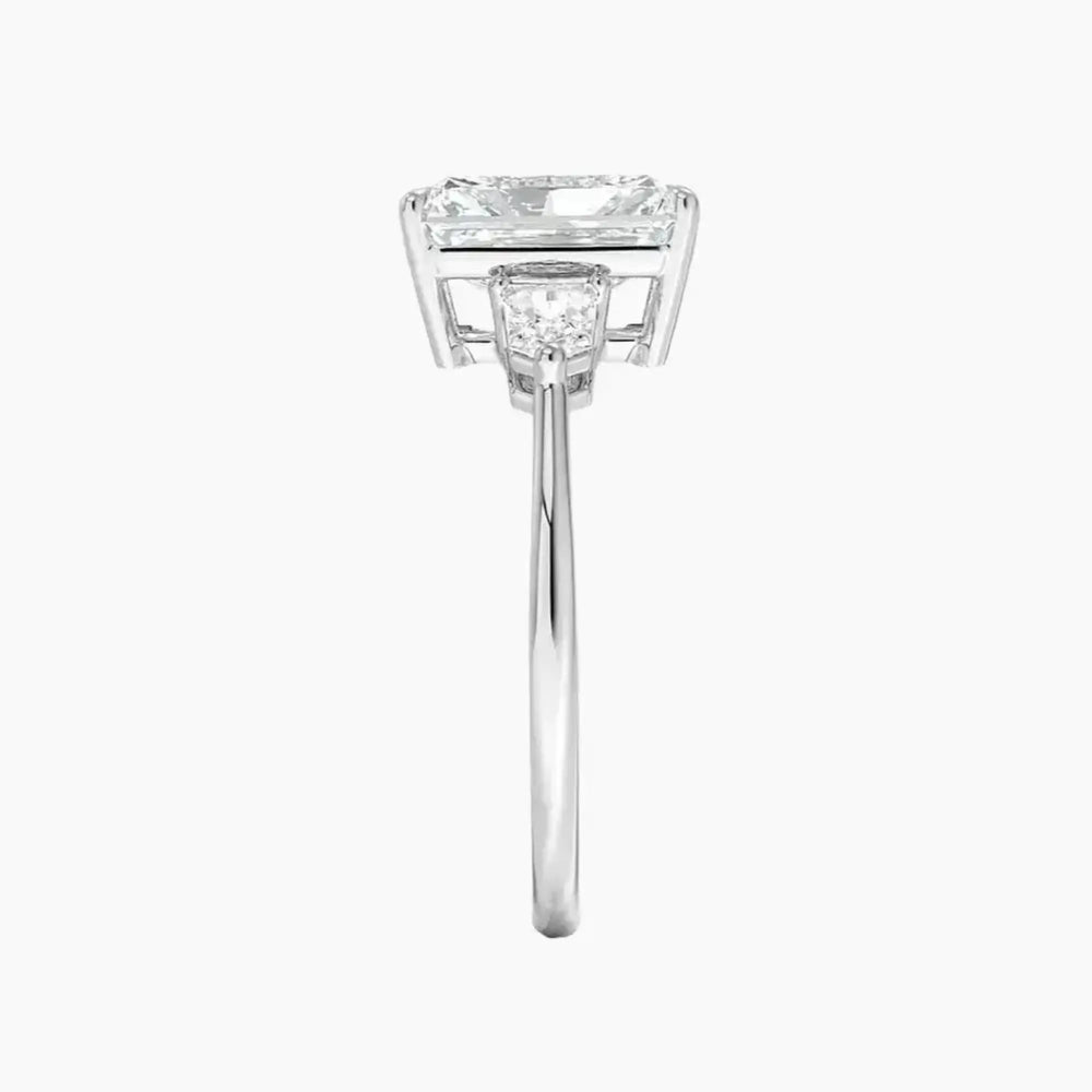 #18K White Gold