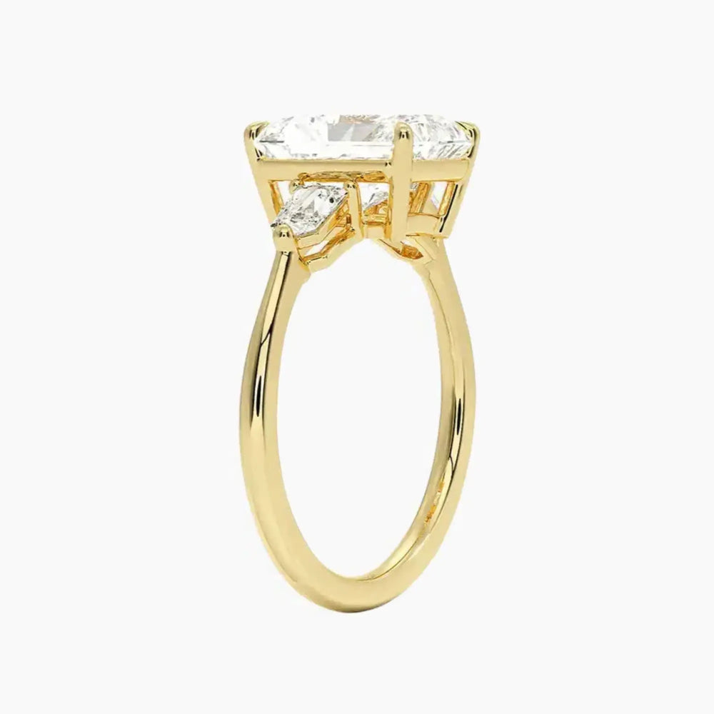 #18K Yellow Gold