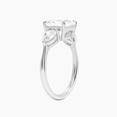#18K White Gold