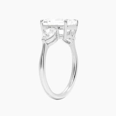 #18K White Gold