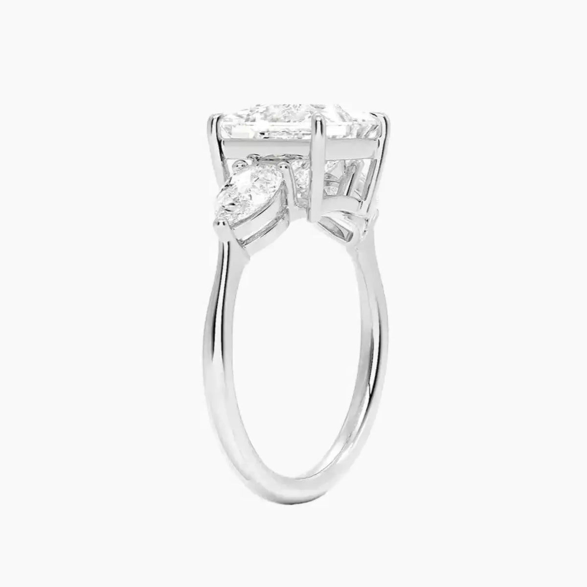 #18K White Gold