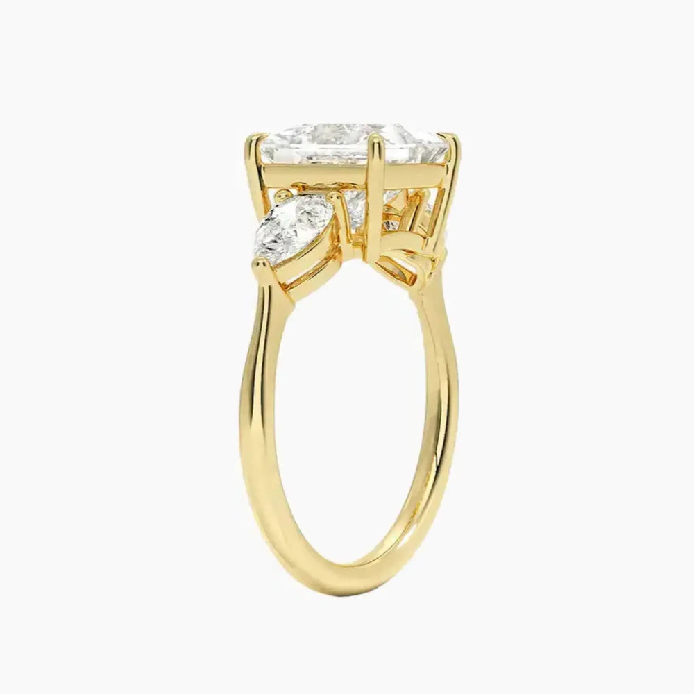 #18K Yellow Gold