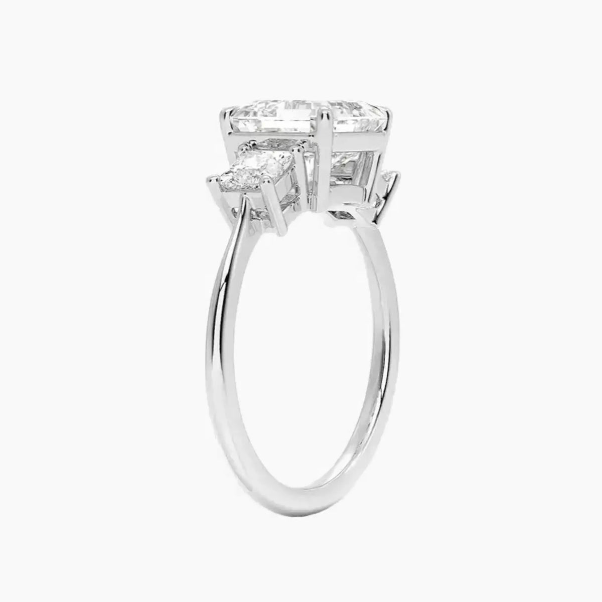 #18K White Gold