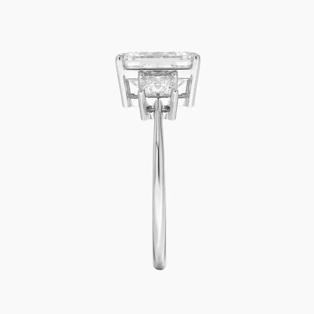 #18K White Gold