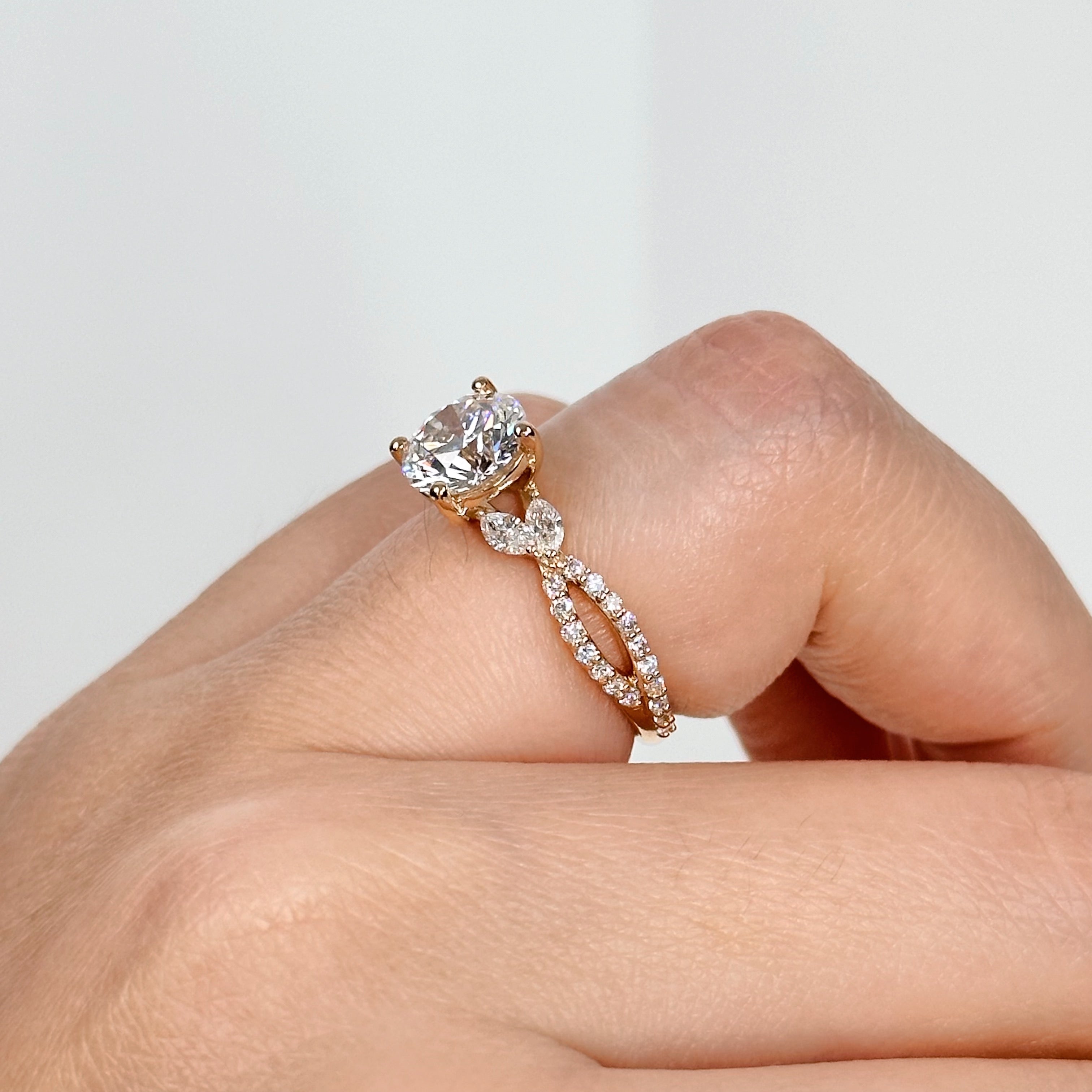 1.53ct F VVS1 Round Lab Diamond Engagement Ring | Amara Luxe Adorned