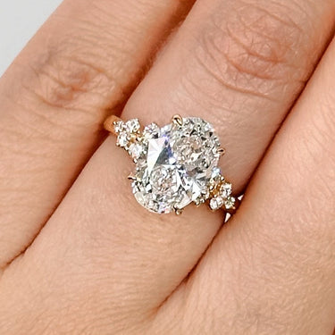 3.12ct G VS1 Oval Lab Grown Diamond Engagement Ring