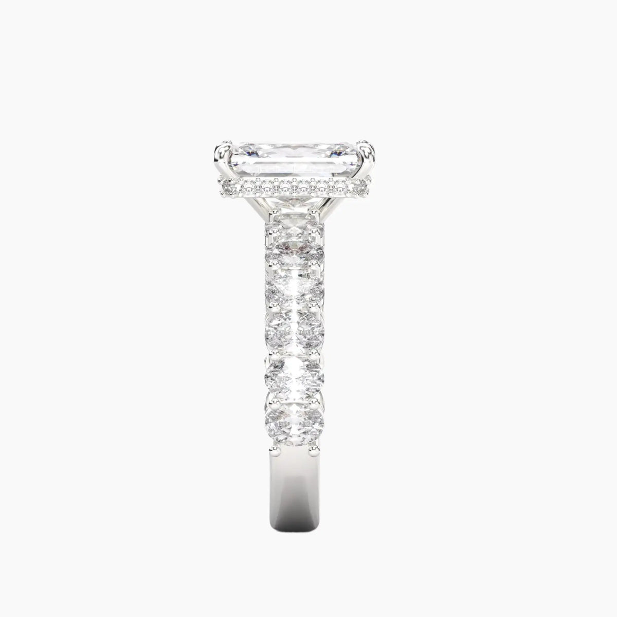 #18K White Gold