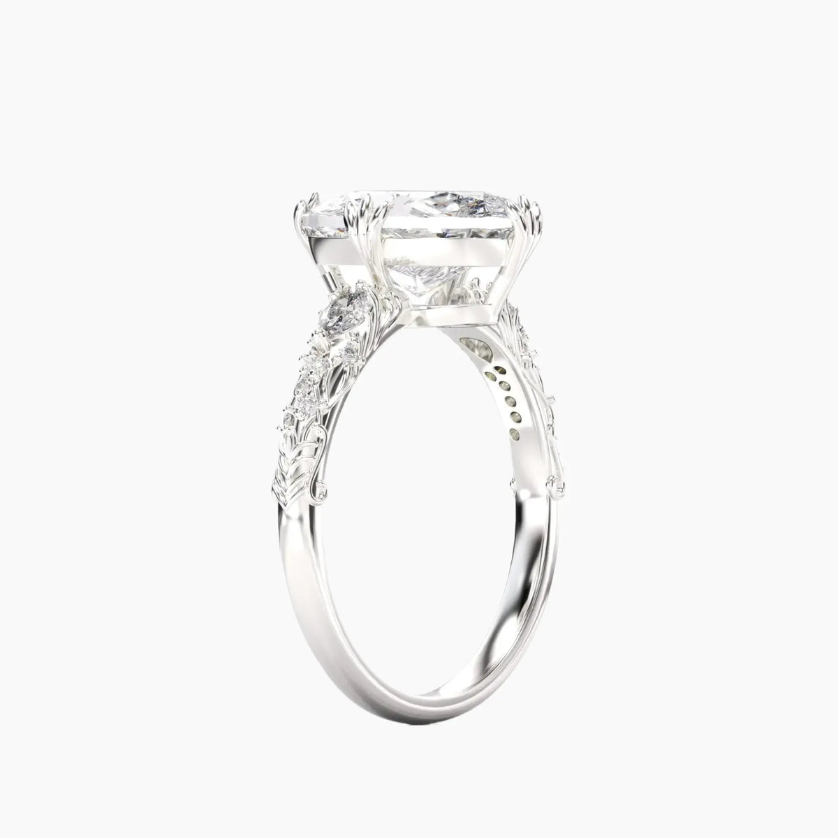 #18K White Gold