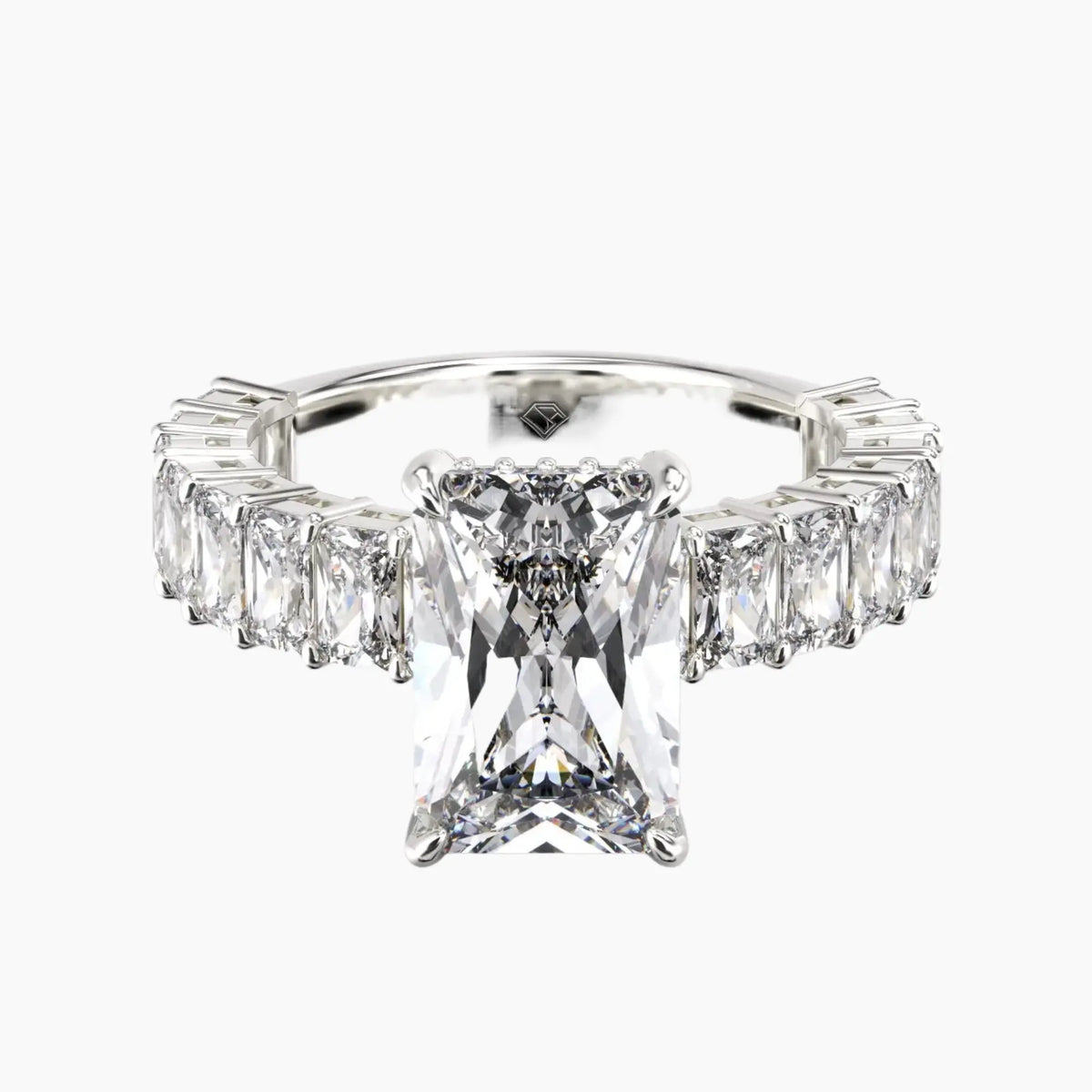#18K White Gold