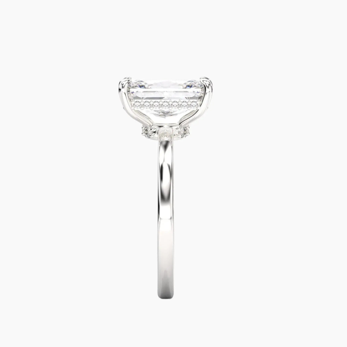 #18K White Gold