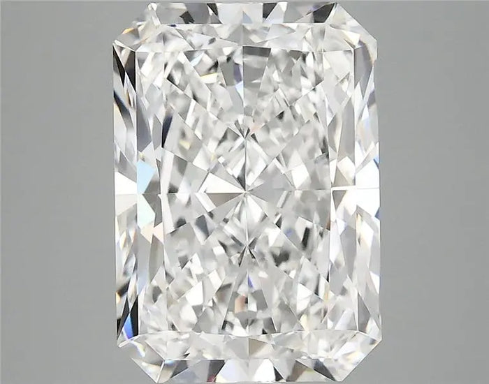 4.90 Carat · RADIANT · E · VS1 · IGI · Excellent Cut