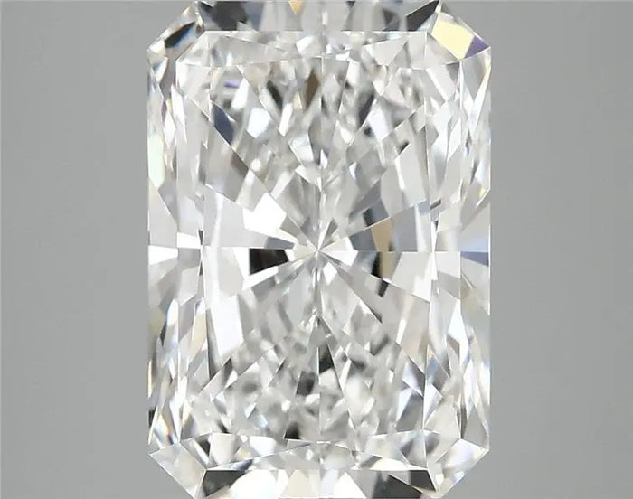 4.04 Carat · RADIANT · E · VVS2 · IGI · Excellent Cut