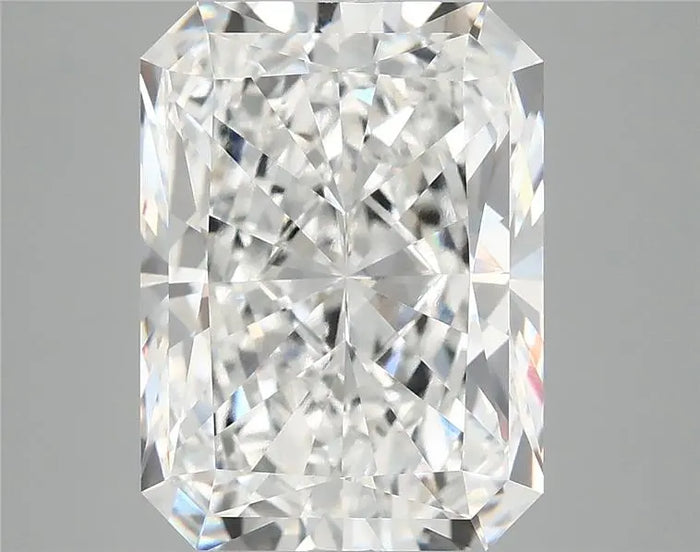6.09 Carat · RADIANT · E · VVS2 · IGI · Excellent Cut