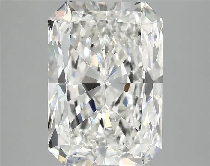3.97 Carat · RADIANT · F · VVS2 · IGI · Excellent Cut