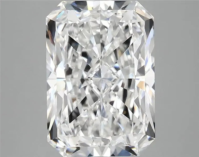 4.07 Carat · RADIANT · D · VVS2 · IGI · Excellent Cut