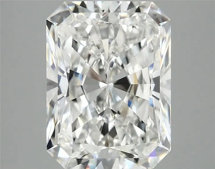 4.05 Carat · RADIANT · E · VS1 · IGI · Excellent Cut