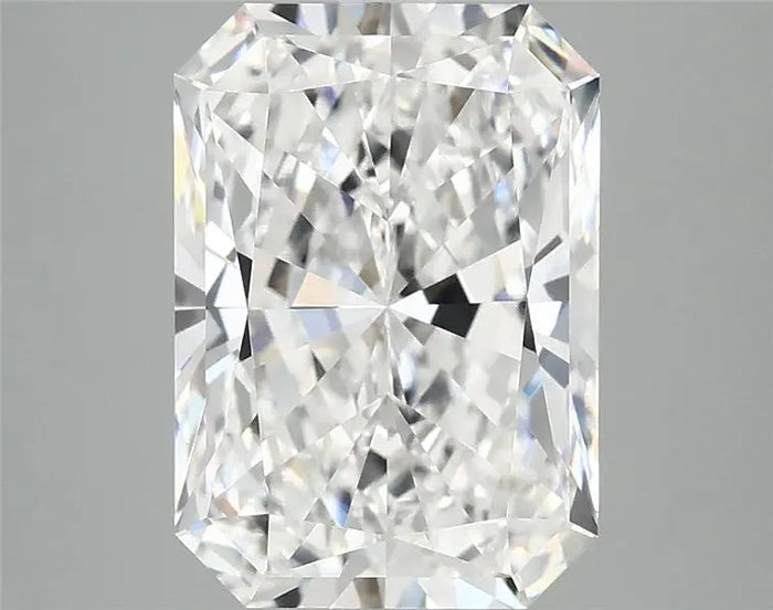 4.18 Carat · RADIANT · E · VVS2 · IGI · Excellent Cut