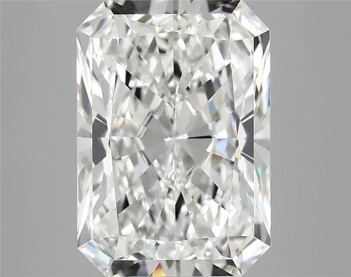 3.92 Carat · RADIANT · E · VVS2 · IGI · Excellent Cut