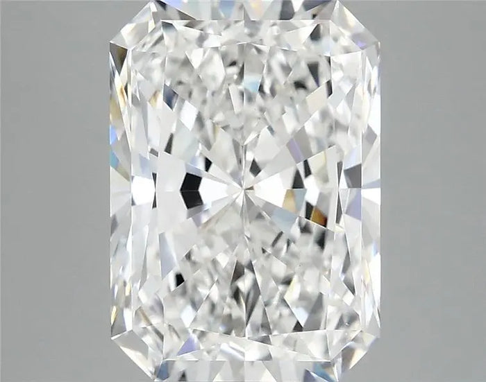 4.04 Carat · RADIANT · E · VVS2 · IGI · Excellent Cut