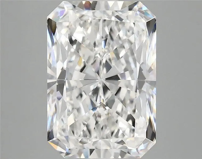 4.07 Carat · RADIANT · D · VVS2 · IGI · Excellent Cut