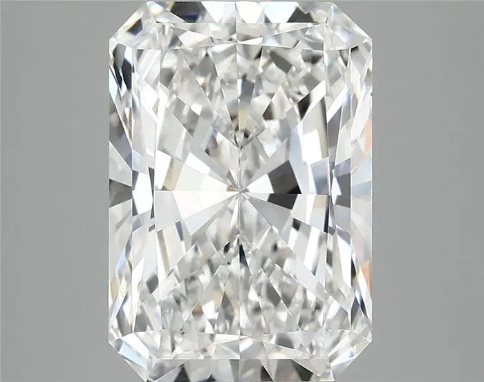 3.88 Carat · RADIANT · E · VS1 · IGI · Excellent Cut