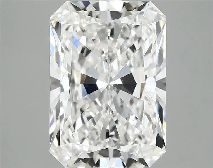 3.08 Carat · RADIANT · E · VVS2 · IGI · Excellent Cut