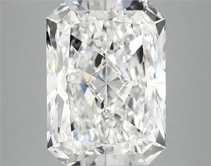 4.92 Carat · RADIANT · E · VS1 · IGI · Excellent Cut