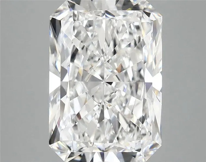 3.93 Carat · RADIANT · E · VVS2 · IGI · Excellent Cut