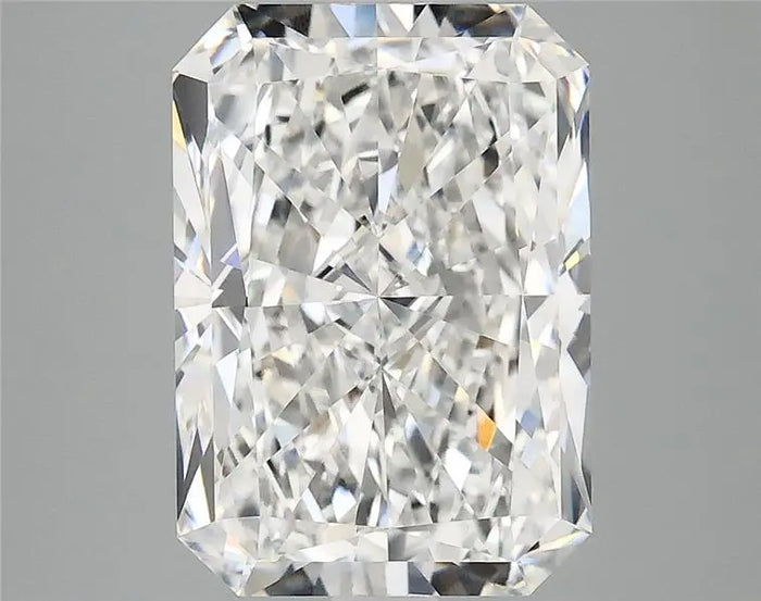 4.08 Carat · RADIANT · E · VVS2 · IGI · Excellent Cut