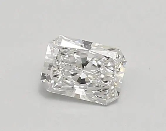 0.44 Carat · RADIANT · E · VVS2 · IGI · Very Good Cut