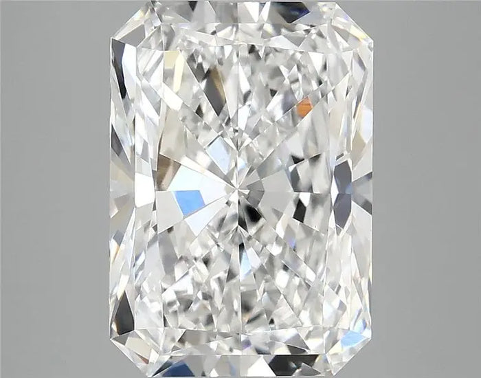 4.04 Carat · RADIANT · E · VVS2 · IGI · Excellent Cut