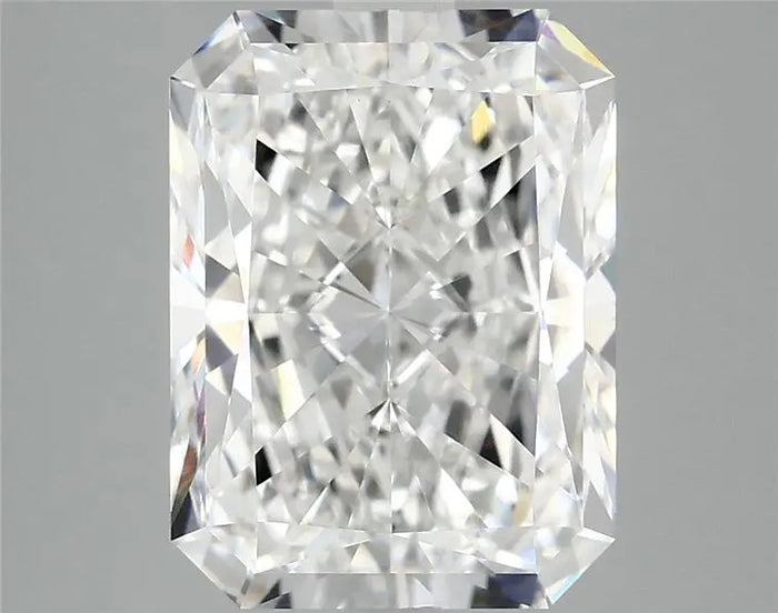 3.96 Carat · RADIANT · E · VVS2 · IGI · Excellent Cut