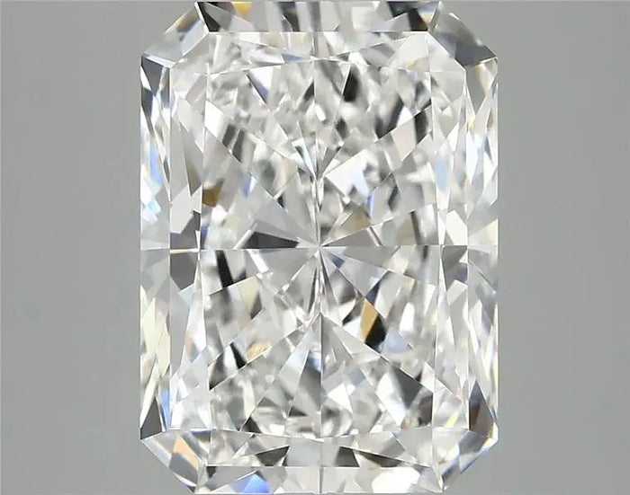 4.02 Carat · RADIANT · E · VVS2 · IGI · Excellent Cut
