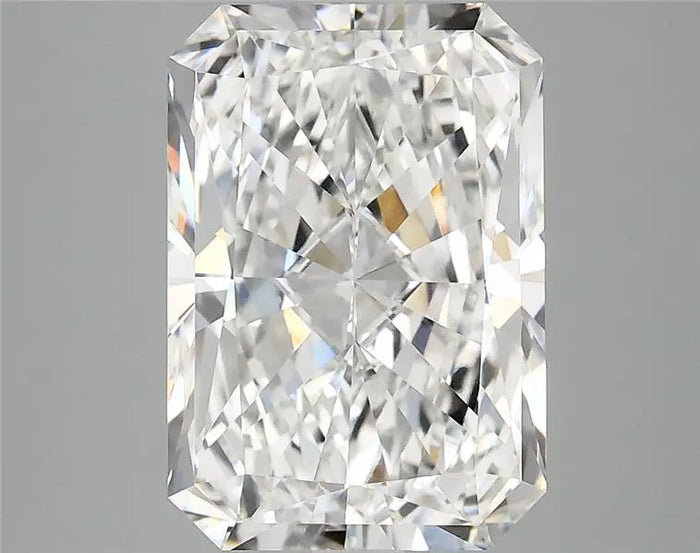 4.06 Carat · RADIANT · E · VVS2 · IGI · Excellent Cut