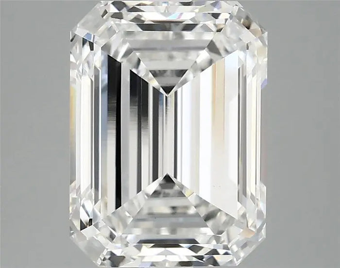 3.92 Carat · EMERALD · E · VVS2 · IGI · Excellent Cut