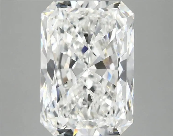5.04 Carat · RADIANT · E · VVS2 · IGI · Excellent Cut