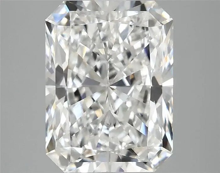 3.87 Carat · RADIANT · E · VVS2 · IGI · Excellent Cut